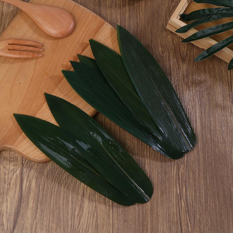 100Pcs Sushi Bamboo Leaves Sashimi Dish Leaf Ornament Home Decor Serving Disposable Plates Artificial Fake Grass