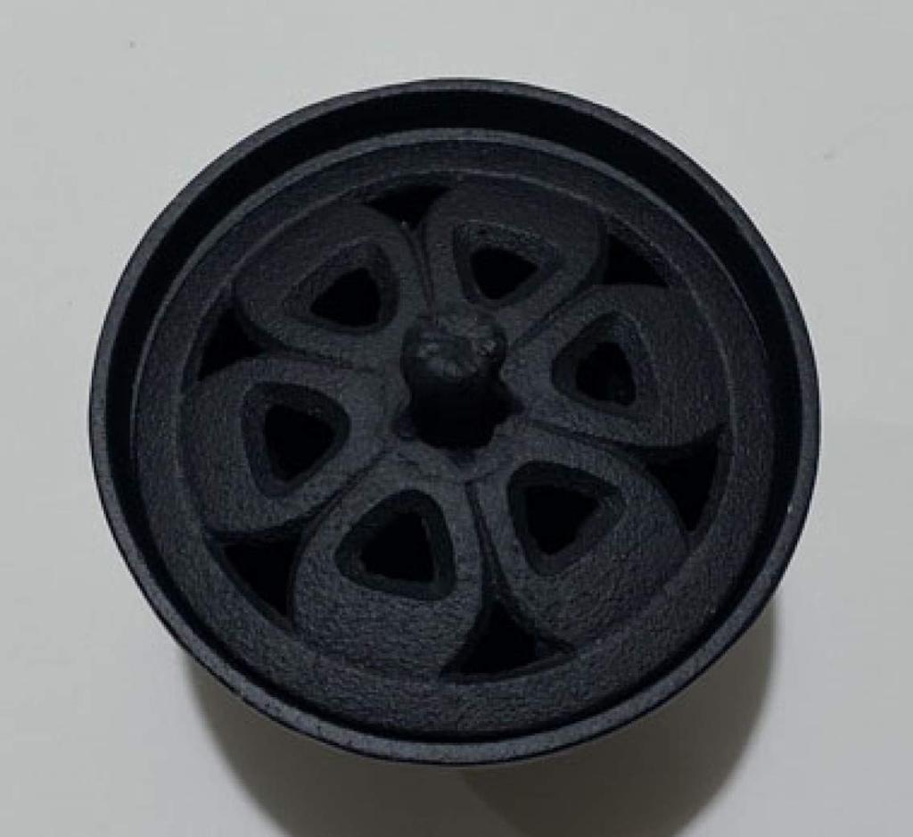 Курильница для благовоний Iwachu, лепестки, черный корпус, размер x H9, железная посуда Nanbu 29206 (см) 8,5