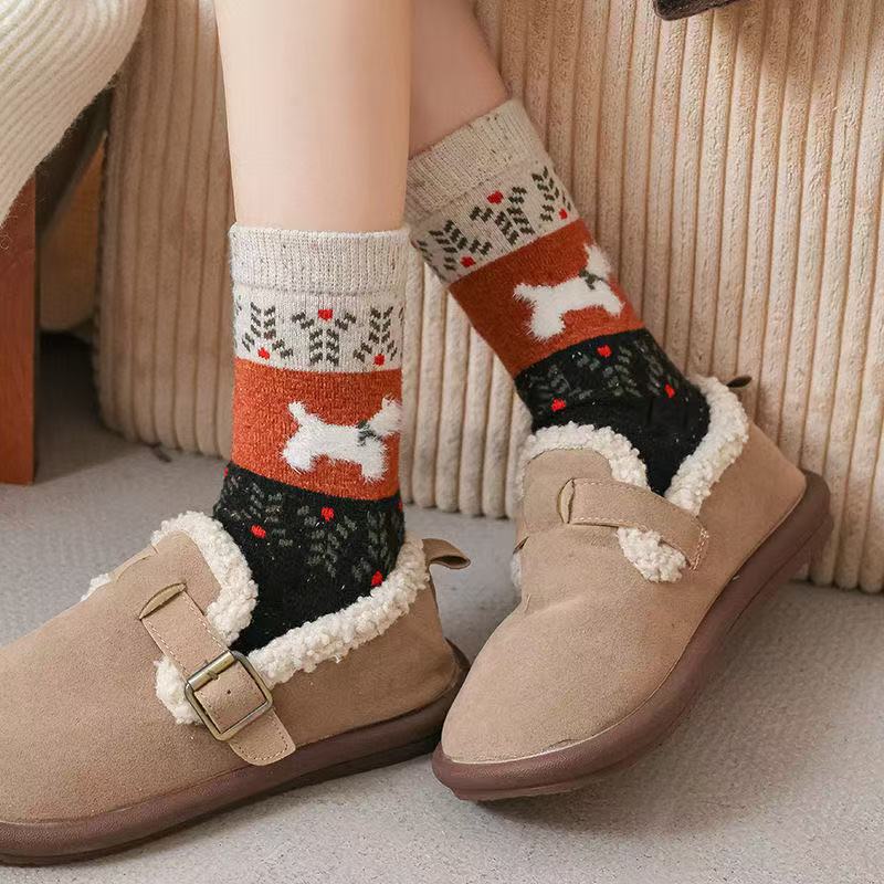 5 Pairs Dog Pattern Women Round Neck Cotton Socks Cute Fun Cartoon Printed Comfortable Sweat Absorbing Breathable Casual Socks