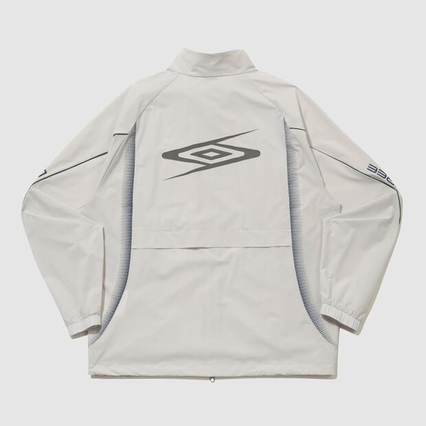 Umbro [Охлаждающая] Куртка-ветровка с воротником-стойкой и вентиляцией для медленного удара, светло-серый Ur221Sjk51 (Тип)
