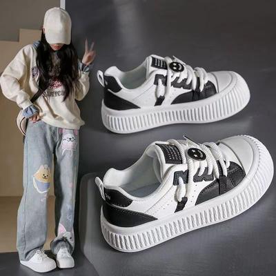 Женская обувь Кроссовки Весна Новые плоские нескользящие кроссовки на платформе для учеников средней школы Повседневная обувь для женщин