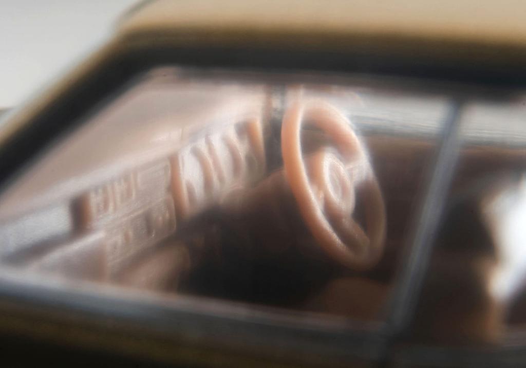 Tomica Limited Vintage Neo 164 LV-N251a Nissan Gloria 4-Door HT F Type 2800SGL Beige 76 Year 316619