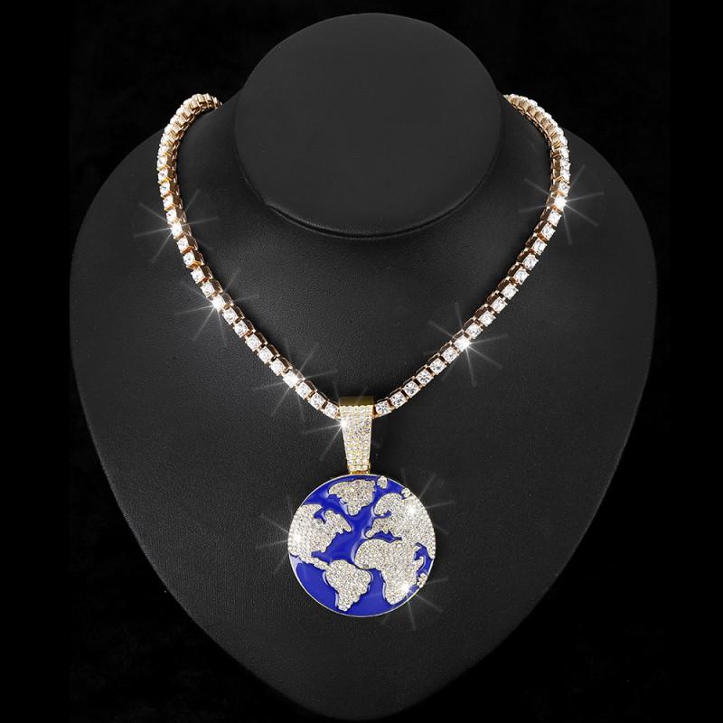 Hip Hop Earth Pendant With Full Rhinestone Inlay Alloy Necklace Men Cuban Chain Layering Style