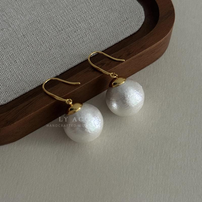 French Gentle Elegance Pearl Ear Hook Earrings Women's Exquisite Light Luxury High Sense Niche Design Fashion Versatile Earrings