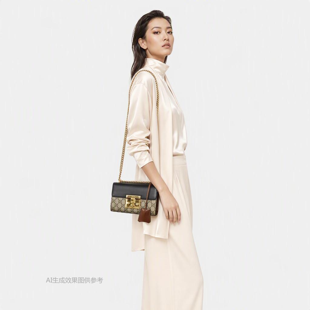[Pre-Owned] Padlock Moonlight Treasure Box Series Metal Lock Logo Canvas And Leather Crossbody Bag Small - Good #11P1W0N