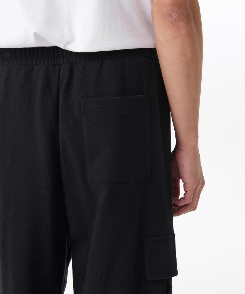 MUSINSA STANDARD One-Pleat Wide Cargo Sweatpants [Black]