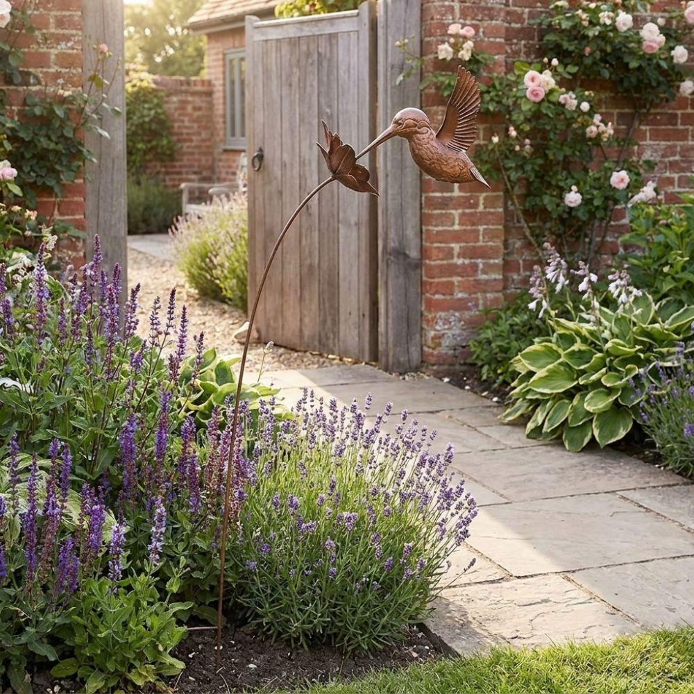Vintage Hummingbird Garden Stake Metal Bird Flowers Artworks Garden Decorations Backyard Accent