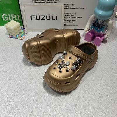 Женские дырочки, летняя новая повседневная одежда, мультфильм, аксессуары своими руками, модные, на толстой подошве, крутые тапочки, производитель