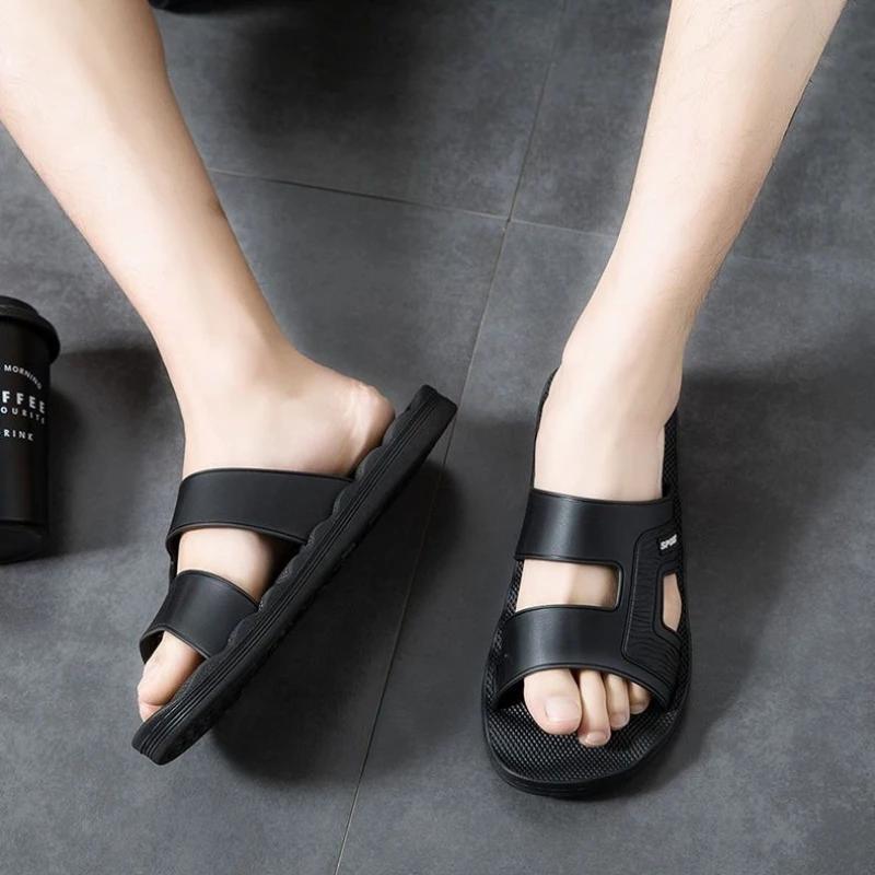 Fashion Slippers for Men Black Soft Bathroom Eva Shoes Rubber Mascullino Adult Cheap Liquidation Y2k 2025 Fashion Pvc Trend Sandals Man