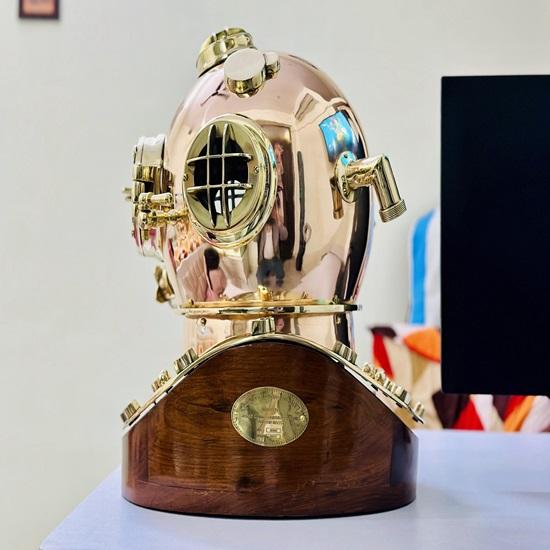 45.72 Cm Copper Brass Diving Helmet Mark V Deep Sea Scuba Divers Helmet With Wooden Base