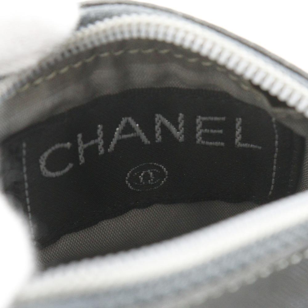 Chanel Косметичка винтажный логотип серый Нейлон Женская Б/У