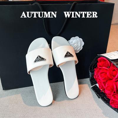 Женская обувь – Сандалии