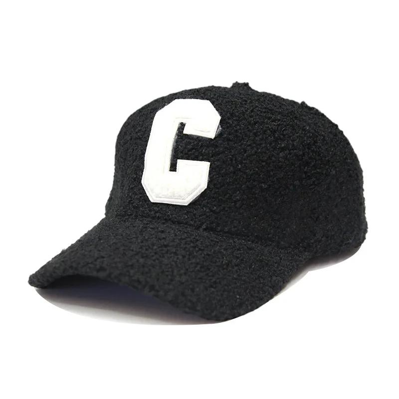 Мужские и женские зимние бейсболки с вышивкой в ​​виде буквы C, шапки Snapback из овечьей шерсти, короткая кепка с козырьком для женщин и мужчин