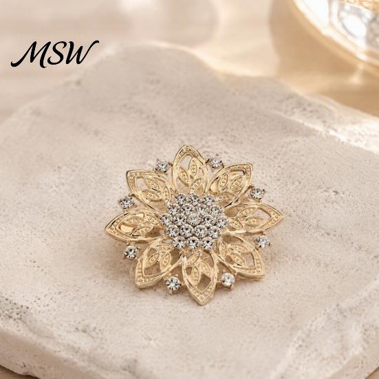 Elegant Alloy Lapel Pins Hollow Rhinestone Flower Brooch, Floral Decorative Pin, Women Pin Vintage Clothing Jewelry for Wedding Party Prom Retro Style