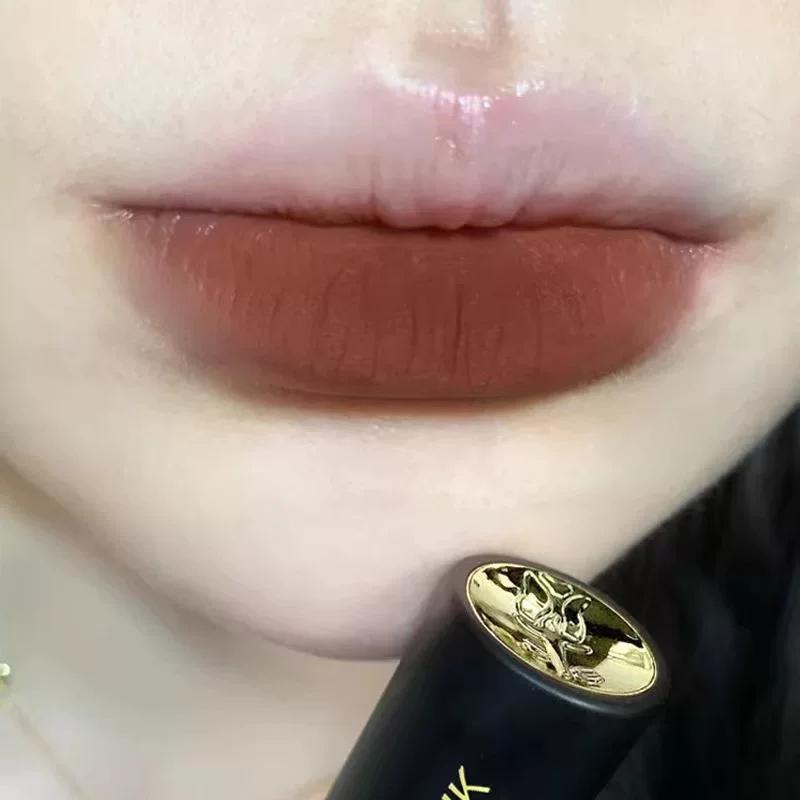 Small Waist Lip Lacquer Lip Mud Matte Finish Velvet Long Lasting and Does Not Fade No Stain on Cup Lipstick Student Cheap White