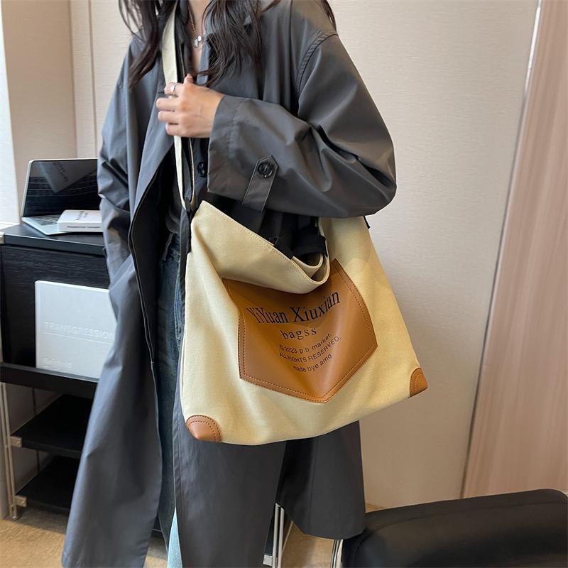 Модная сумка через плечо большой емкости с буквенным принтом, женская новая модная простая сумка, однотонная сумка-тоут