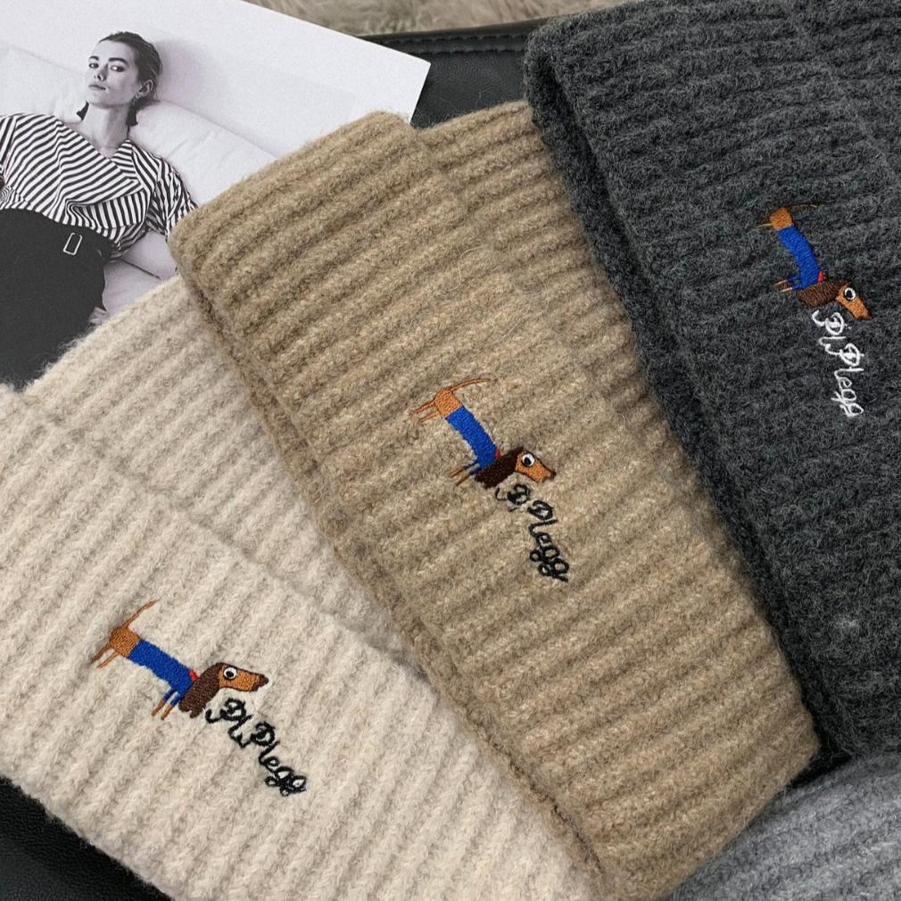 Autumn and Winter Hat Women's Fashion Knitted Wool Hat Cute Velvet Ear Protector Warm Cold Hat