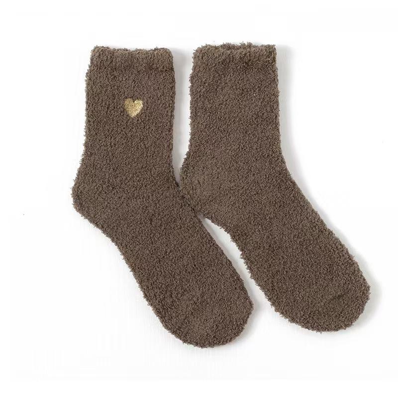 No hair loss embroidered gold silk heart tube socks warm home floor socks women's winter sleep socks coral fleece socks factory