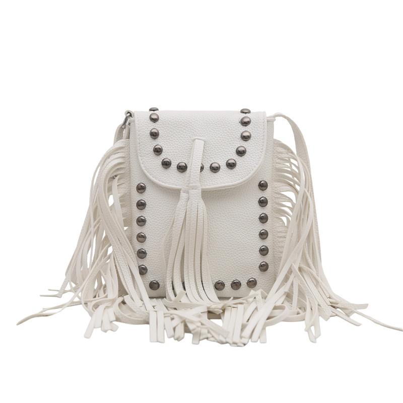 Европейская и американская ретро сумка с бахромой женская осенне-зимняя новая модная сумка через плечо с заклепками нишевая цепочка мессенджер сумка для мобильного телефона