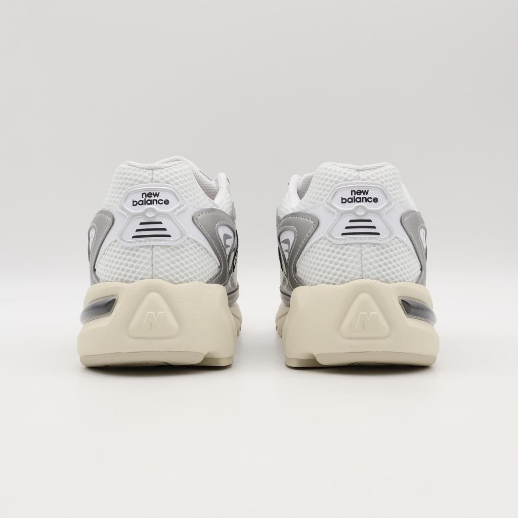 ML725CG New Balance 725 Белый Черный (Мужской)