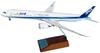 Модель Boeing 787-10 JA981A в масштабе 1/200 от ANA Trading, собираемая без клея (с радиоантенной WiFi и шестерней) NH20206