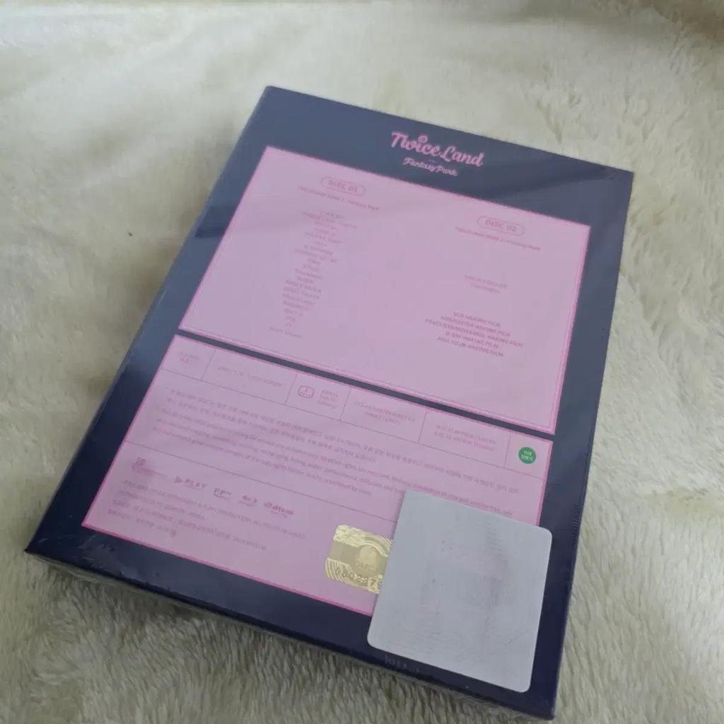 TWICE Нераспечатанная Зона Земли 2 Фэнтези Парк Blu-ray (Концерт)