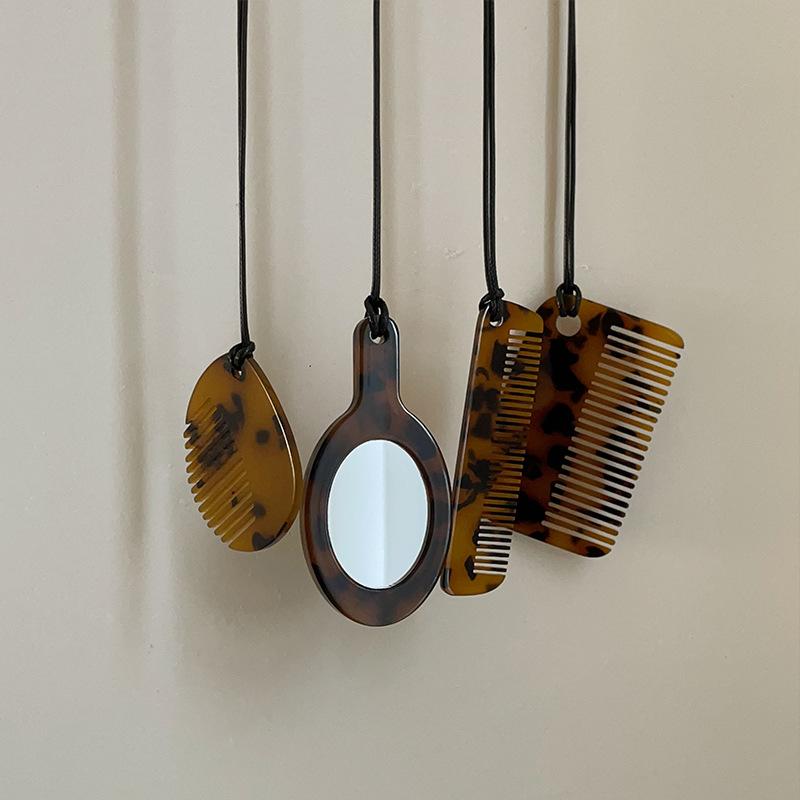 Leopard Print Resin Comb Mirror Pendant Black Rope Necklace Female Niche Retro Personality Fashion Versatile Neck Chain Sweater Chain