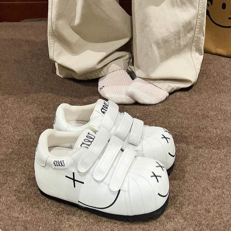 Thick-soled Small Man Height-increasing Bread Shoes Women's New Summer Versatile Velcro Soft-soled Casual Sports Shoes