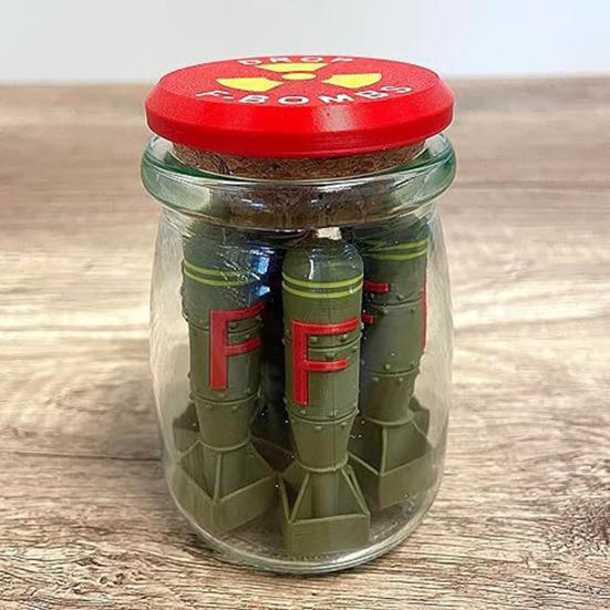 F-Bombs Jar Resin Craft F Управляемые ракеты Настольная фигурка Статуя Скульптура Забавное украшение для домашнего офиса Стол для мужчин Подарок на день рождения
