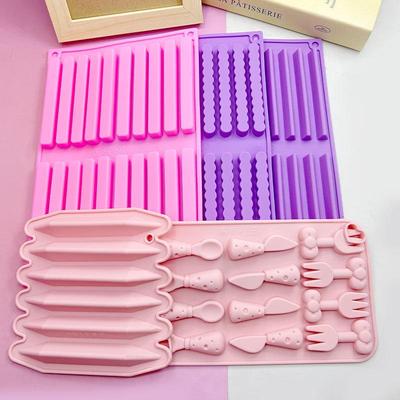 12-гнездовая плетеная волнистая форма для желейных конфет в виде длинной полоски, форма для мусса и пудинга в виде карандаша, ножа и вилки, панды