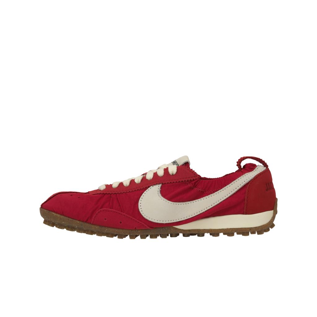 Jacquemus x Nike Moon Shoe SP Университетский красный Женские кроссовки Кашемир Велосипедно-желтый Резиновый Светло-коричневый HV8547-600
