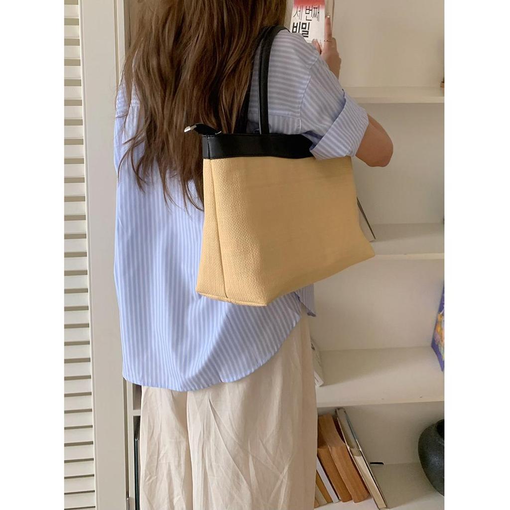 Роскошный дизайн, соломенные плетеные сумки-тоут для женщин, большая вместительная сумка на плечо, пляжная сумка чистого цвета, летняя новая большая сумка для покупок 2024 г.