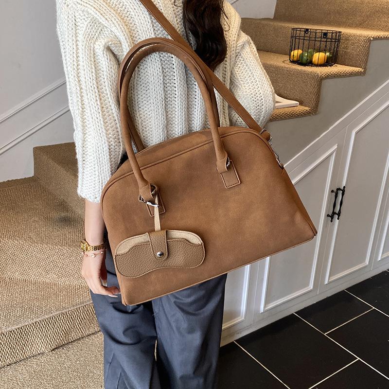 Сумка большой вместимости женская 2025 новая модная с высоким чувством ретро на плечо сумка-мессенджер универсальная сумка-подушка большая сумка