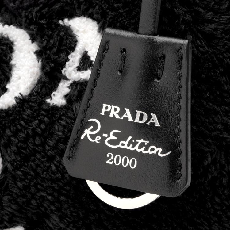 Prada Переиздание Логотип Застежка-молния Махровая ткань Подмышка Мини-сумка-тоут Женские сумки Черный 1NE515_2DXO_F0967