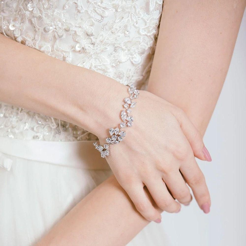 Shiny Crystal Leaf Shape Bracelet Silver Color Wristlet Plant Design Dangle Earrings Gift Bangle