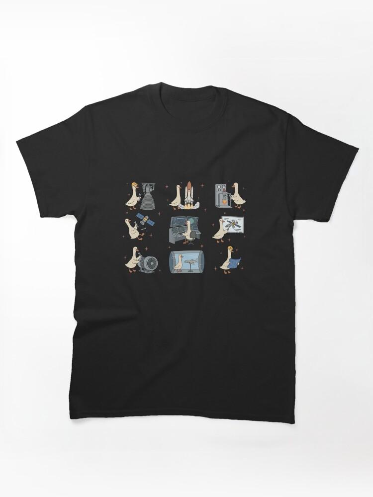 Untitled Goose Game Space Geese Engineers - Rocket Science & Aerospace Tech Crew Classic T-Shirt