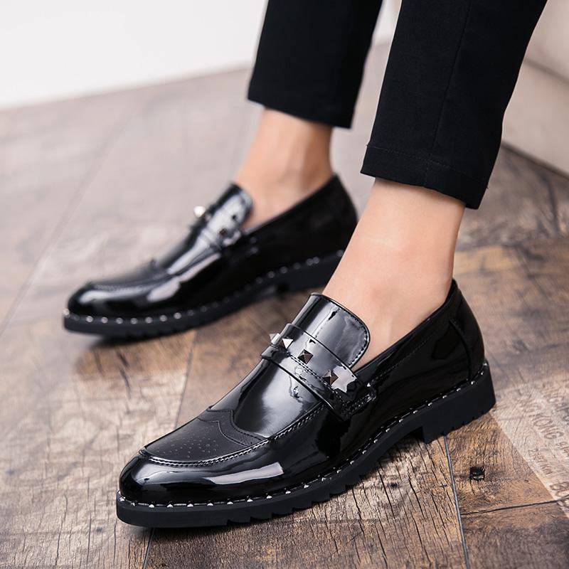 New Arrival Male Loafers Handmade Slip On Flats Comfy Driving Shoes with Tassel Dress Shoes Men Business Casual Shoes