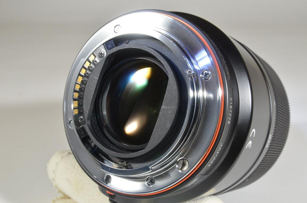 SONY 100 мм макро SAL100M28 F2.8