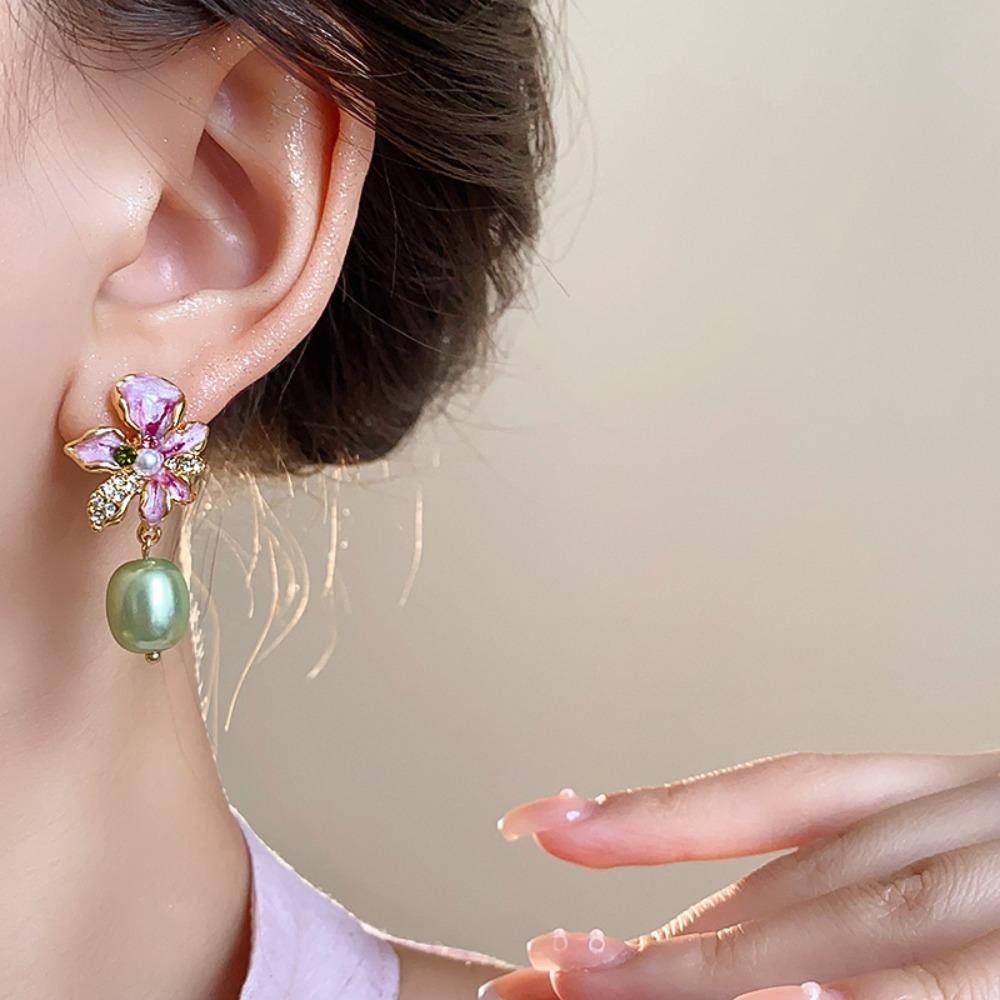 Ear Jewelry Bohemian Earrings Women Light Luxury Sweet Drop Earrings Flower Stud Earrings  Female