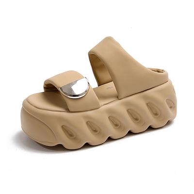 Модные шлепанцы на высокой платформе 7,5 см Женские летние модные новые увеличивающие рост кожаные сандалии Повседневные мягкие шлепанцы на танкетке Каблуки Пляжная обувь