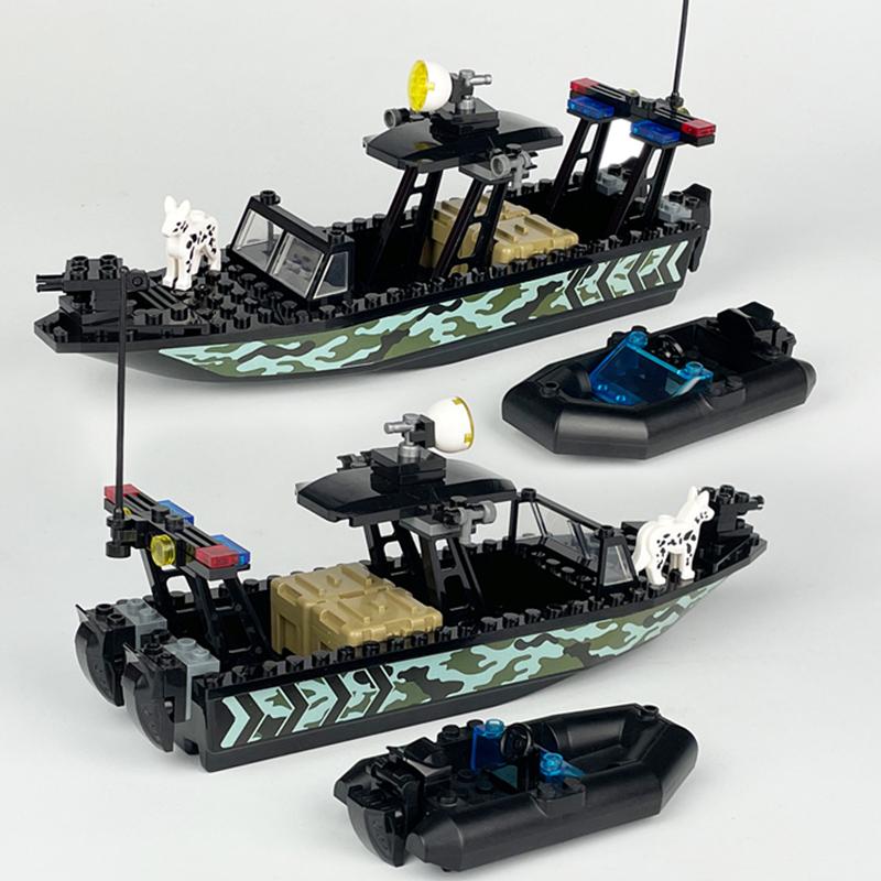 MOC World Camo Submarines Police Dog Speedboats Rubber Boats War Scene Military Building Blocks Model Bricks Kits Sets Ideas