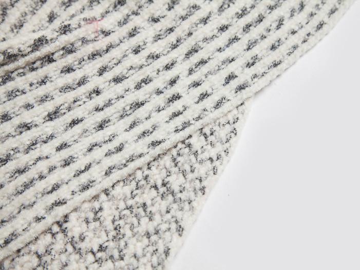 Трикотажная рубашка с кисточками и рукавами «летучая мышь»