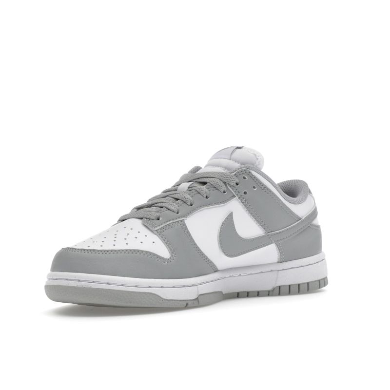 Nike Dunk Low Next Nature Light Smoke Grey женские кроссовки белые DD1873-113