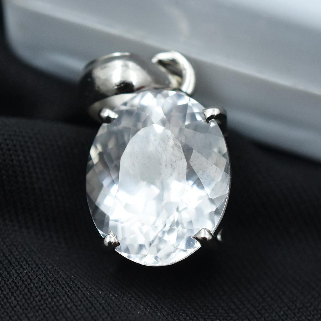 Silver Pendant White Sapphire Natural 20.45 Ct Oval Cut Loose Gemstone CERTIFIED AR-3640-Sa