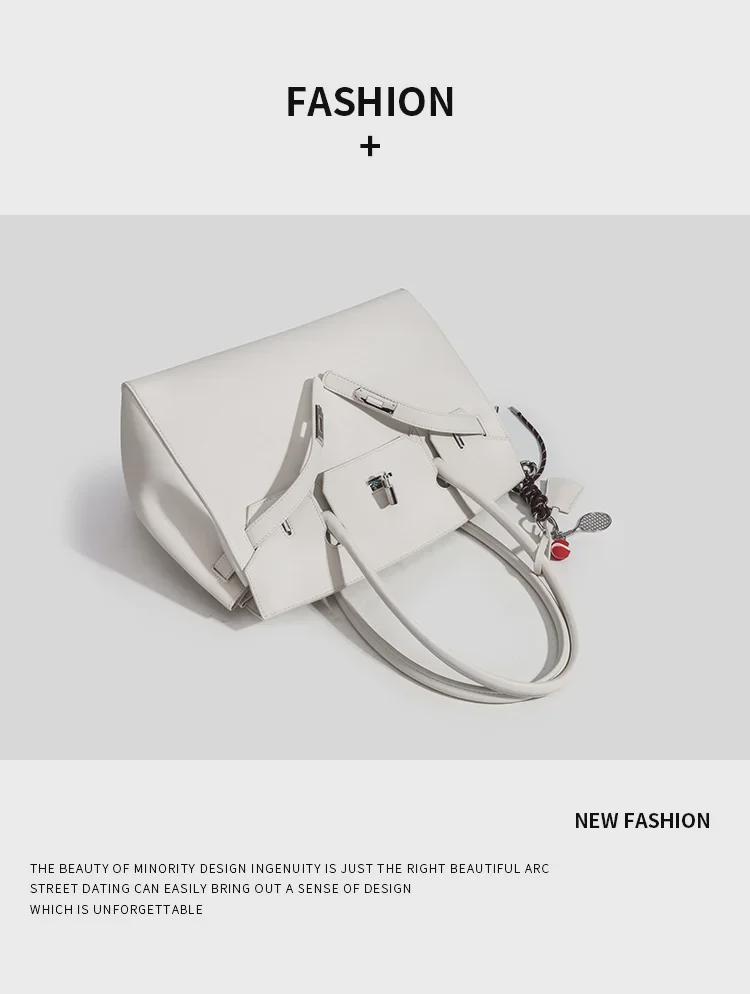 Сумка-тоут платинового цвета с большой вместимостью через плечо и через плечо, весна/лето 2025 г.