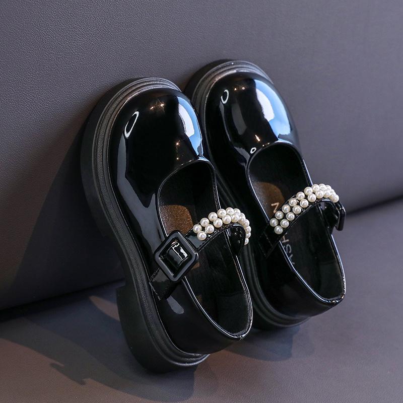 Девочки Весна и Осень Детские Британский Колледж Мягкая Подошва Ретро Жемчужно-Черные Выступление Маленькие Кожаные Туфли