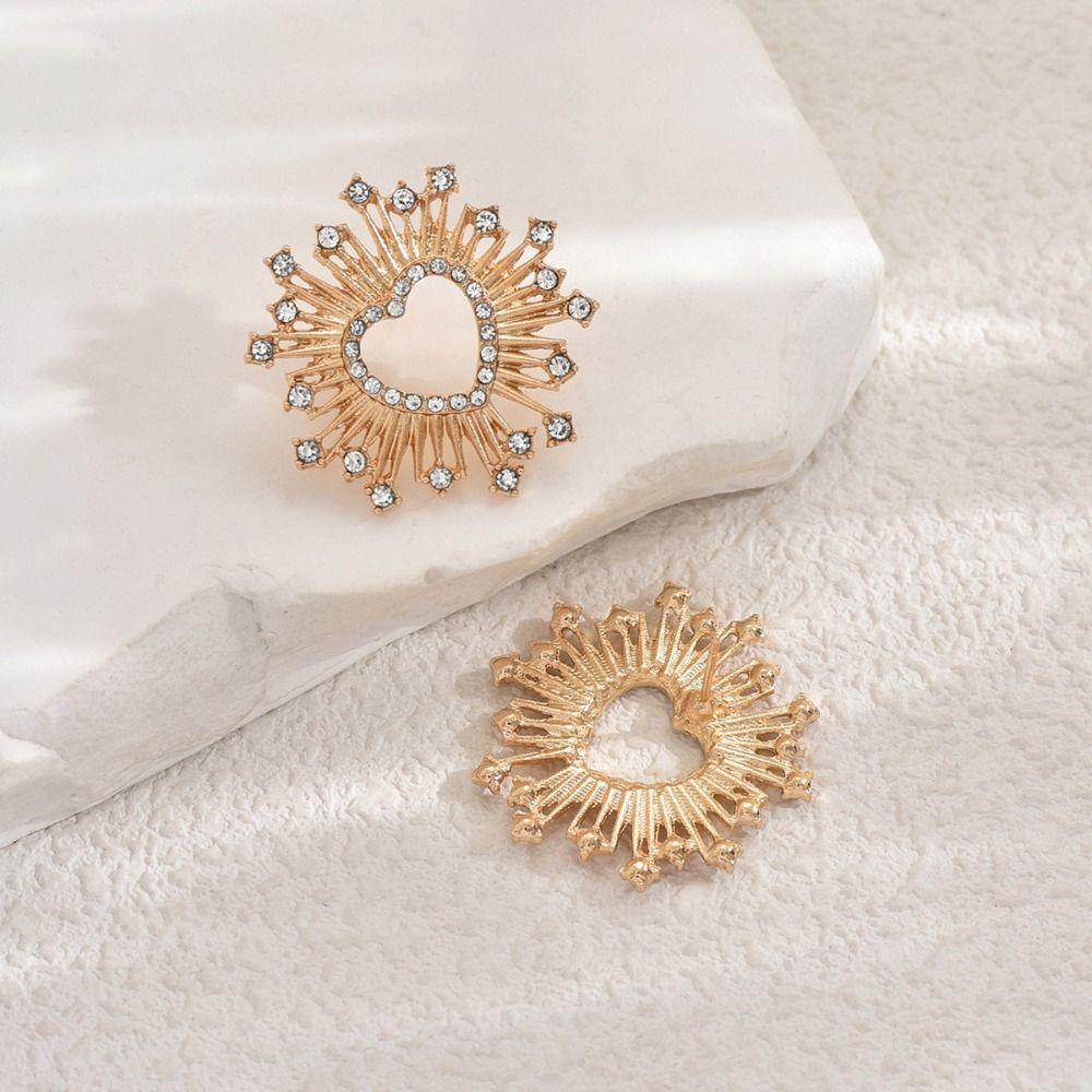 Серьги-гвоздики с кристаллами, серьги-сердечки с цирконом, роскошные серьги-звездочки, праздничные