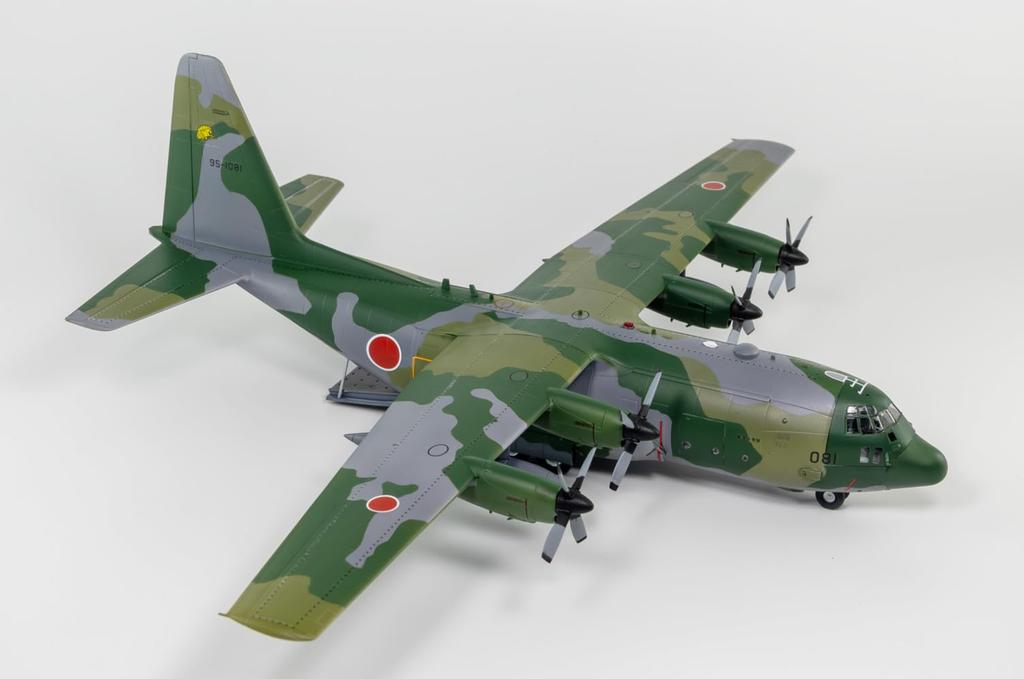 great wall hobby Транспортный самолет JASDF Пластиковая модель L1011SP 1/144 C-130H (Самолет)