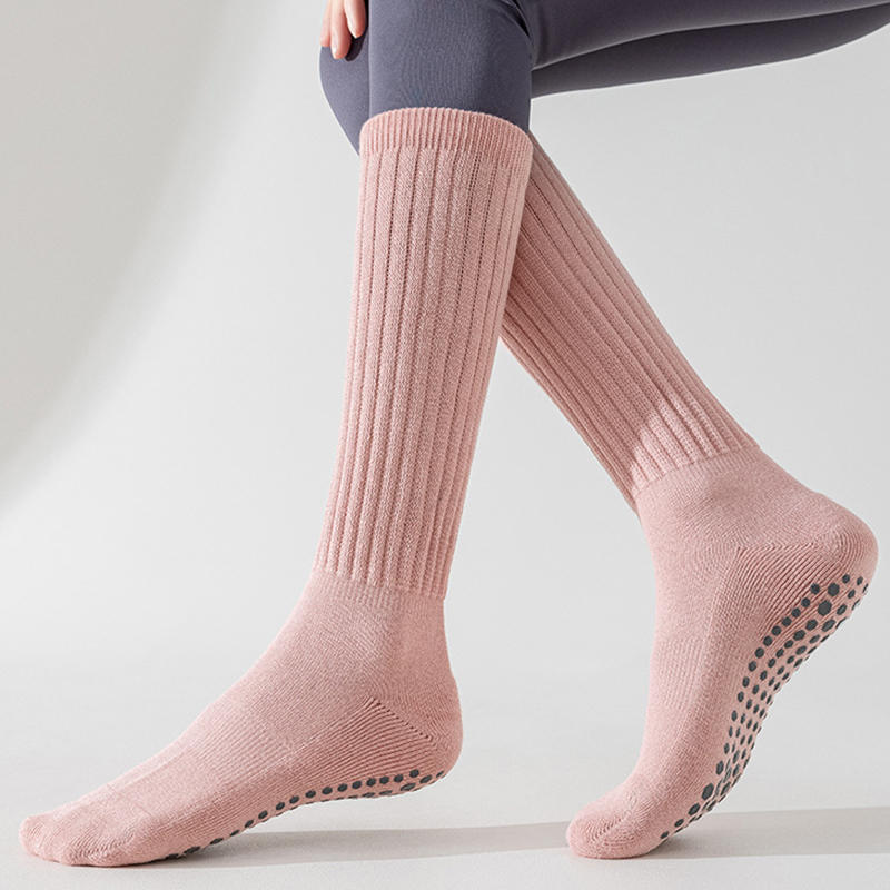 1pair Yoga Socks Cotton Dot Silicone Terry Non-slip Women Pilates Grip Knee-high Slouch Long Socks