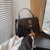Trendy Vintage Shoulder Bag For Women Chic Mini Crossbody Bag In Classic Colors